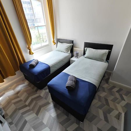2 Bedroom 2 Bathroom Apartment In Old St - Shoreditch - Zone 1 Londres Exterior foto