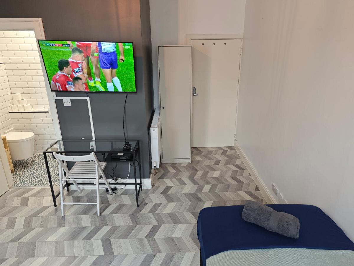 2 Bedroom 2 Bathroom Apartment In Old St - Shoreditch - Zone 1 Londres Exterior foto
