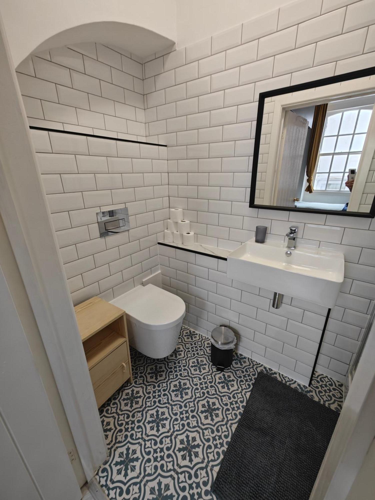 2 Bedroom 2 Bathroom Apartment In Old St - Shoreditch - Zone 1 Londres Exterior foto